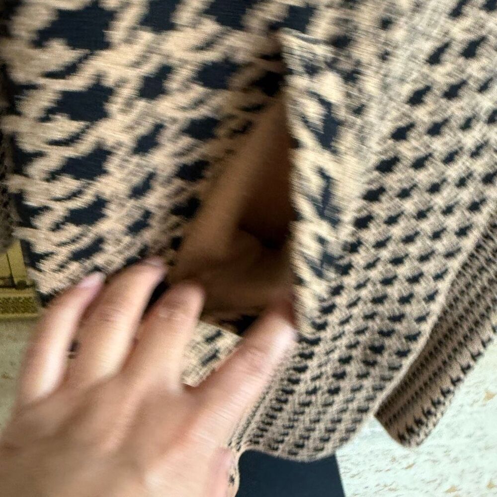 Houndstooth sweater coat *small flaw* Classic heritage chic cozy girl academic - Picture 5 of 13